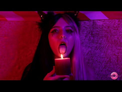 ❤️ Kirglik blowjob seksikalt succubusilt koos suu täitumisega Seks at us
